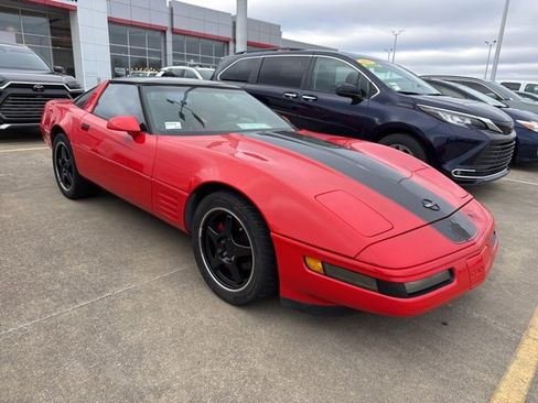 Used 1994 Chevrolet Corvette Coupe image 11