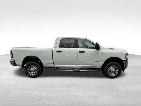 Used 2024 RAM 2500 Big Horn w/ Bed Utility Group image 9