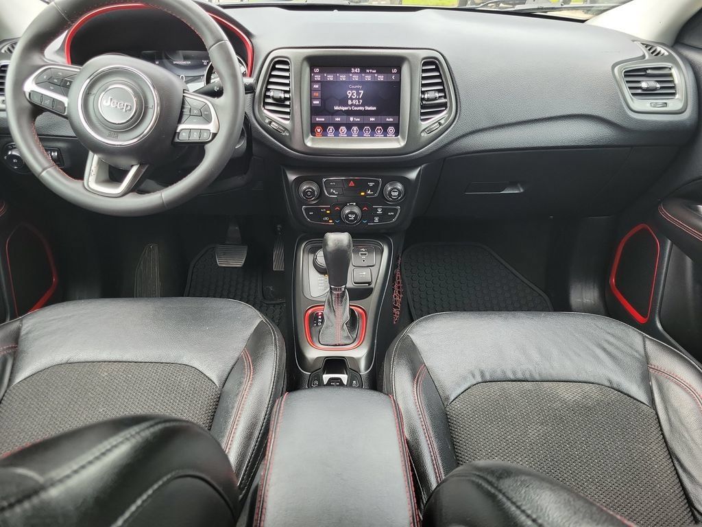 Used 2021 Jeep Compass Trailhawk AWD/4WD image 14