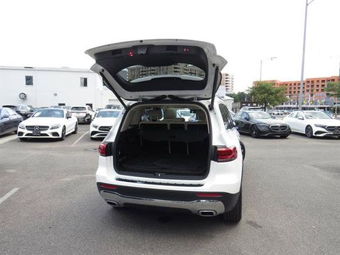 Certified 2020 Mercedes-Benz GLB 250 4MATIC image 28