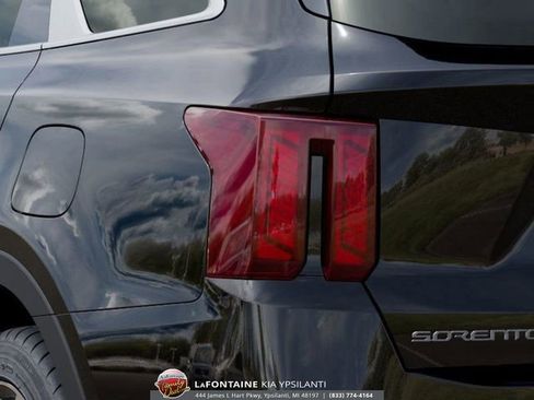 New 2026 Kia Sorento EX AWD/4WD image 11