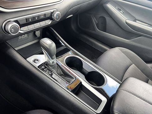Certified 2024 Nissan Altima 2.5 SV FWD image 26