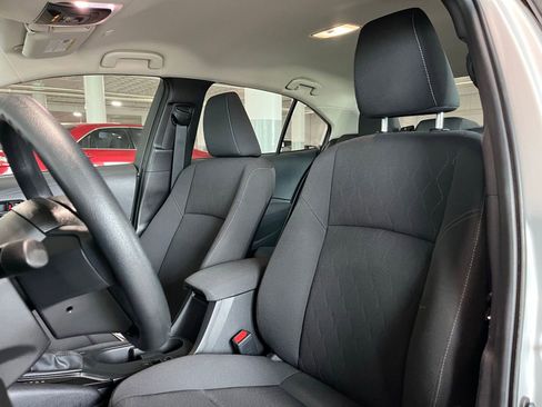 Used 2025 Toyota Corolla LE FWD image 13