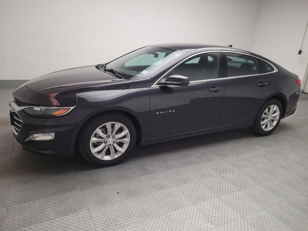 Used 2023 Chevrolet Malibu LT FWD image 2