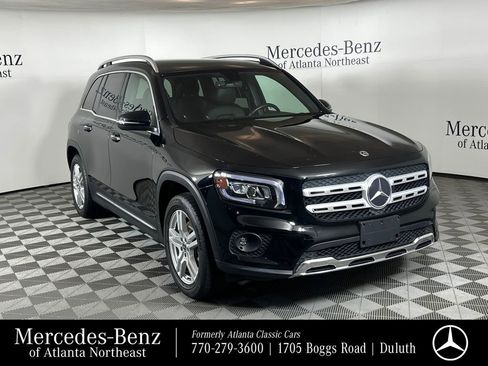 Used 2023 Mercedes-Benz GLB 250 image 1