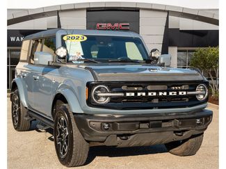 Used 2023 Ford Bronco Outer Banks AWD/4WD video 1