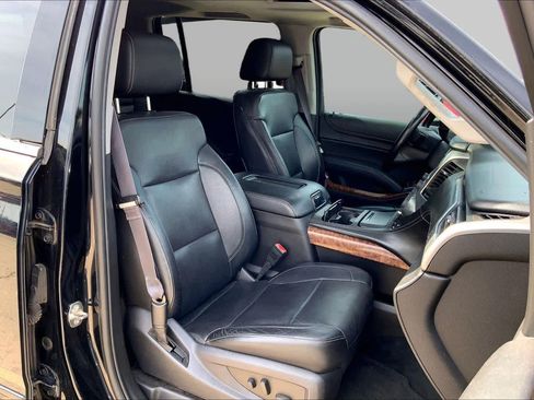 Used 2015 Chevrolet Suburban LTZ AWD/4WD image 8