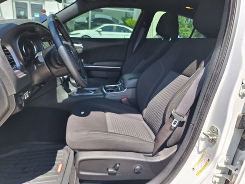 Used 2023 Dodge Charger SXT RWD image 11