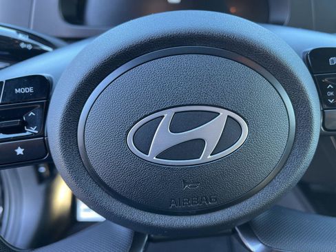 New 2025 Hyundai Elantra Sport image 30