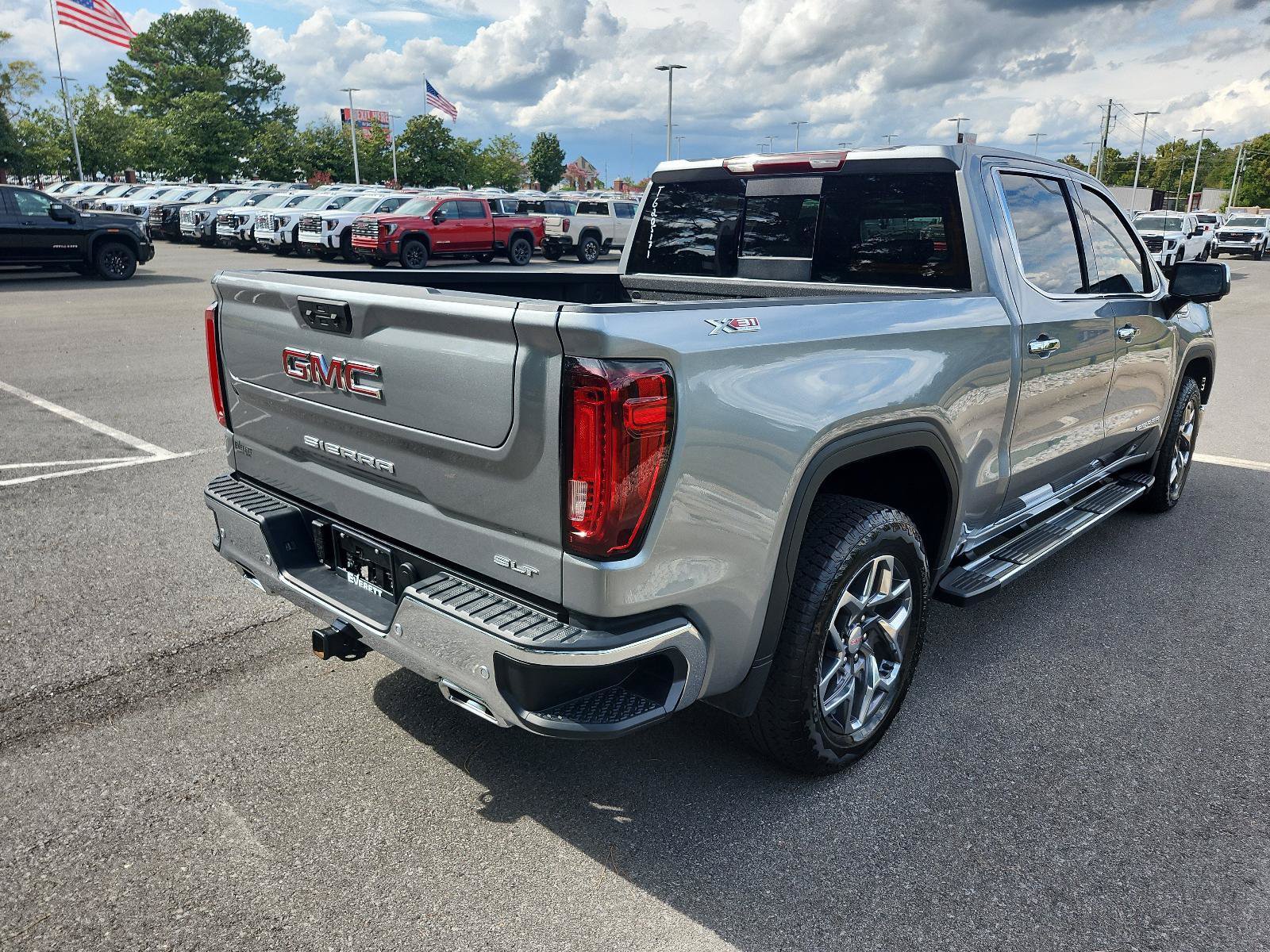 Certified 2026 GMC Sierra 1500 SLT w/ SLT Premium Plus Package AWD/4WD image 3