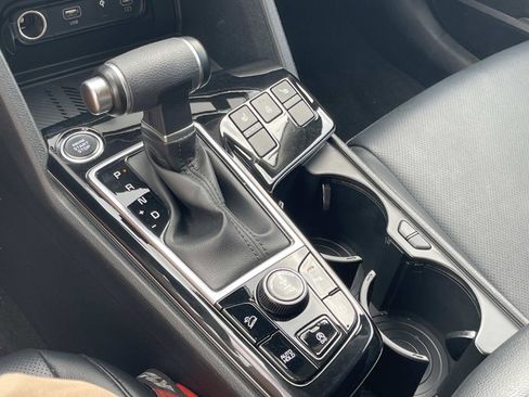 Certified 2023 Kia Sportage EX AWD/4WD image 29