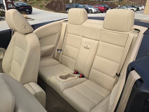 Used 2014 Volkswagen Eos Komfort image 10