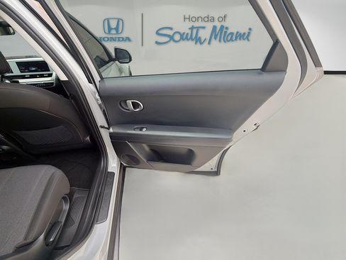Used 2024 Hyundai Ioniq 5 SEL RWD image 31