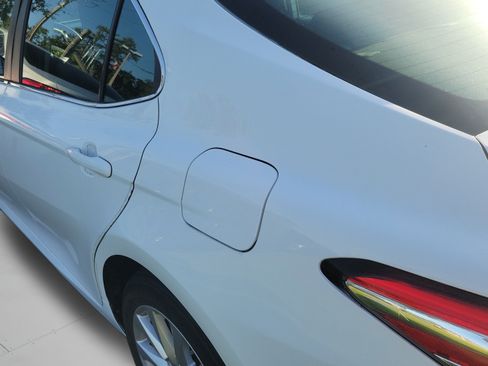 Used 2018 Toyota Camry LE w/ Convenience Package FWD image 25
