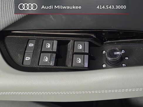 New 2026 Audi Q3 quattro 2.0T AWD/4WD image 14