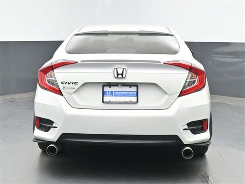 Used 2017 Honda Civic EX-L image 9