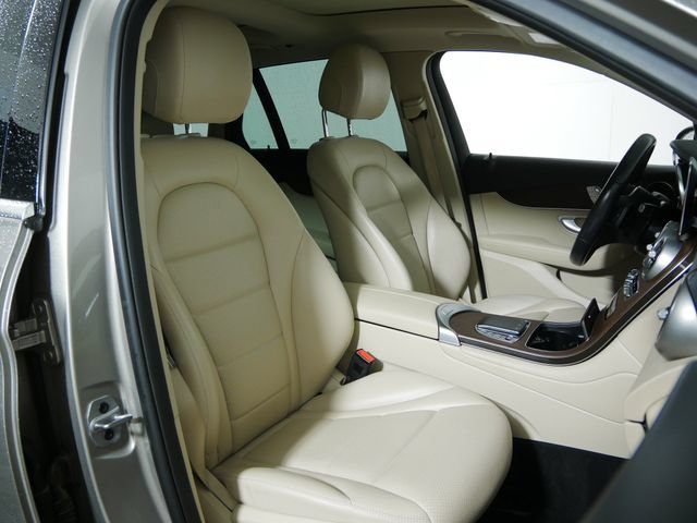Used 2022 Mercedes-Benz GLC 300 4MATIC image 14