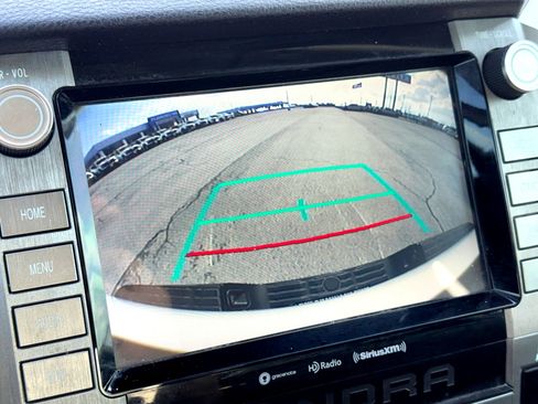 Used 2020 Toyota Tundra SR5 w/ SR5 Upgrade Package image 27