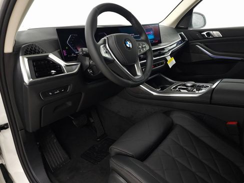 Used 2026 BMW X7 xDrive40i AWD/4WD image 13