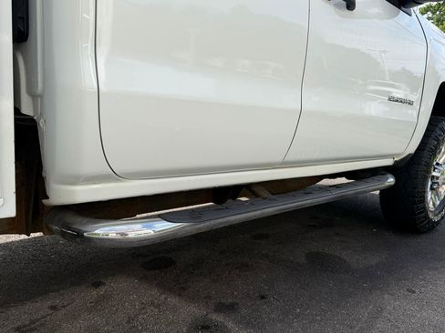 Used 2019 Chevrolet Silverado 2500 W/T w/ WT Convenience Package AWD/4WD image 11