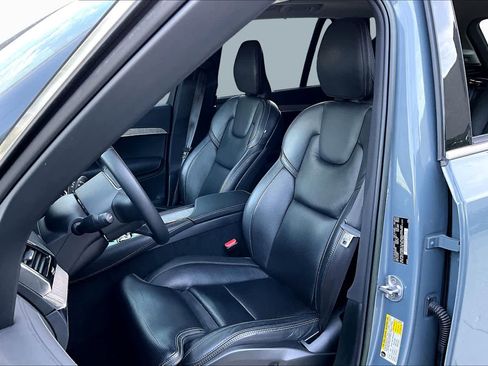 Used 2023 Volvo XC90 B6 Ultimate w/ Protection Package AWD/4WD image 7