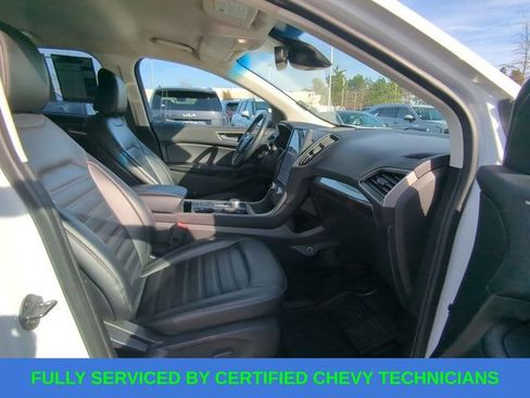 Used 2023 Ford Edge SEL image 44