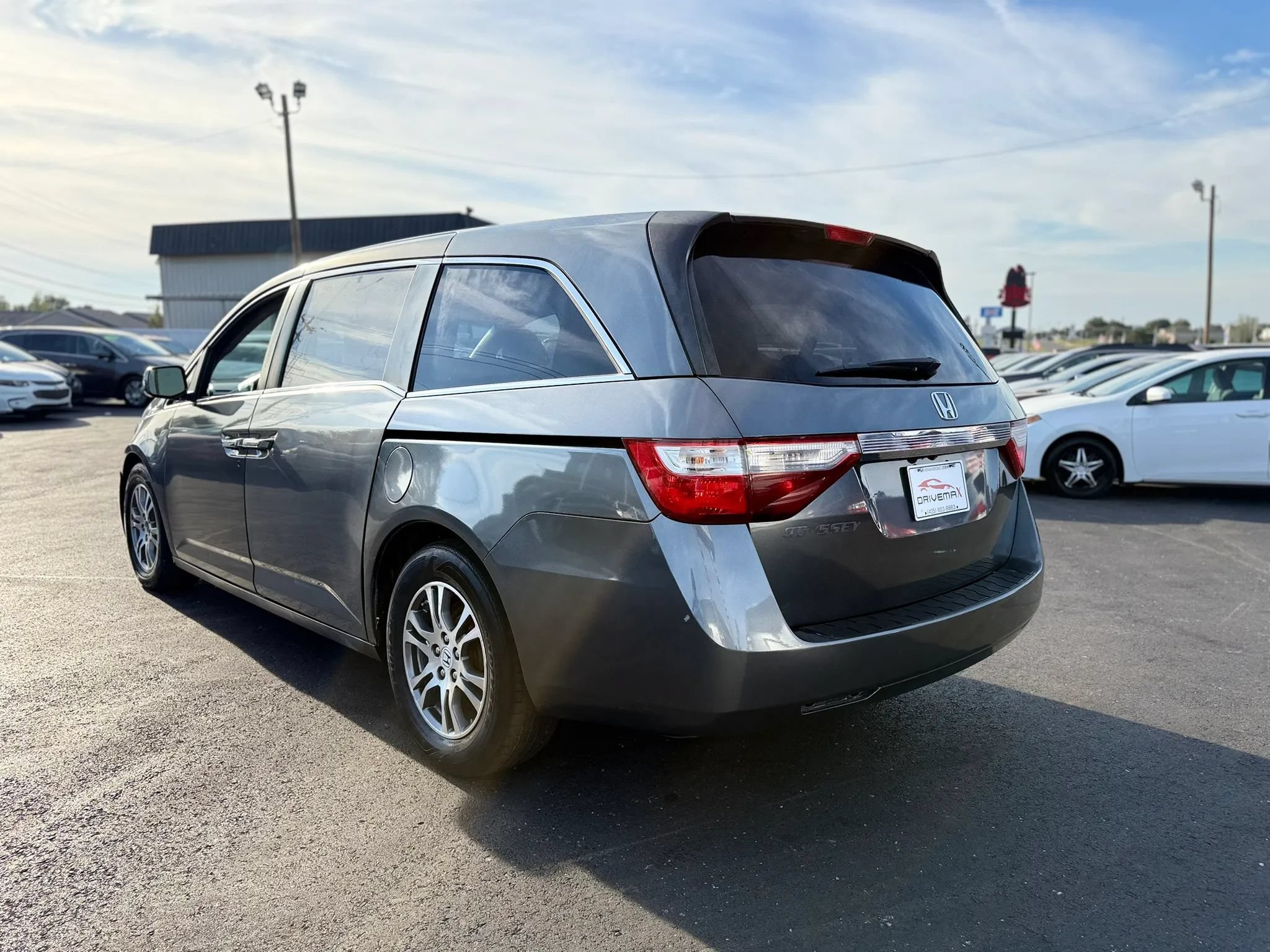 Used 2013 Honda Odyssey EX image 9