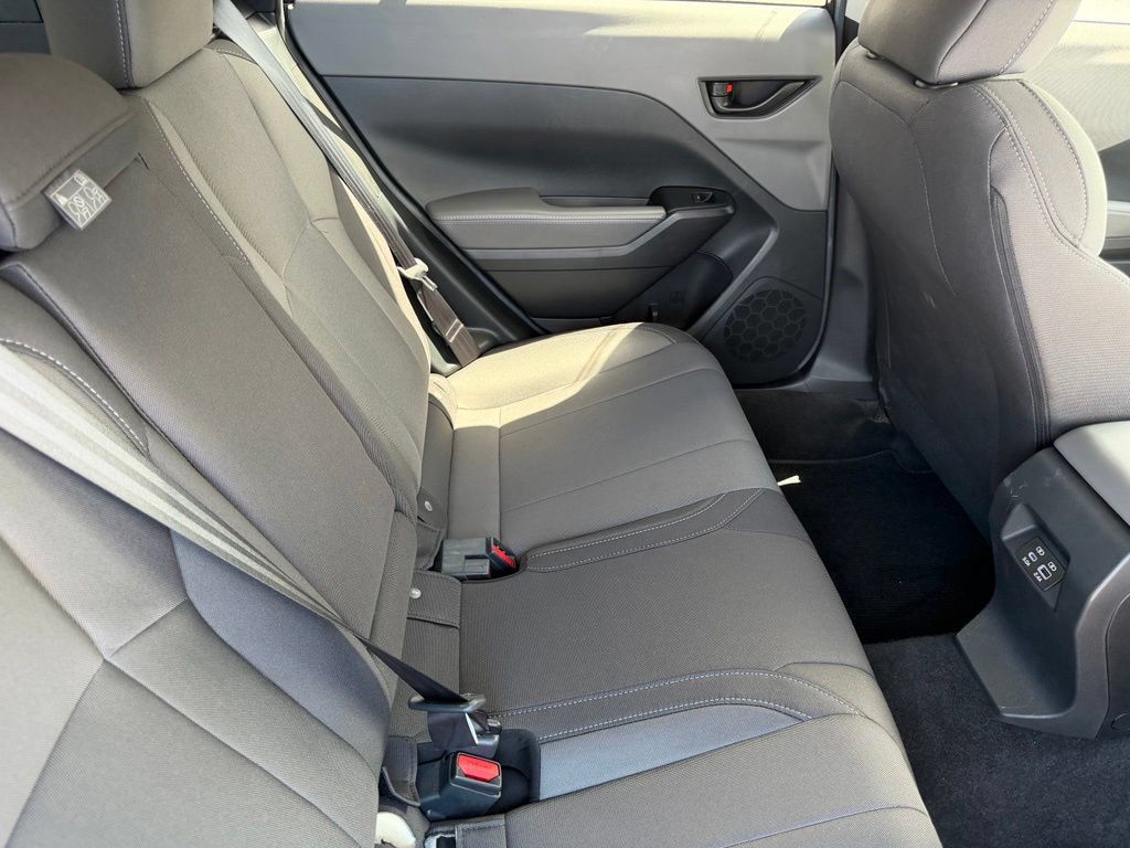 Used 2026 Subaru Crosstrek 2.5i Premium AWD/4WD image 18