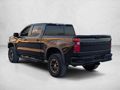 Used 2022 Chevrolet Silverado 1500 ZR2 w/ Technology Package AWD/4WD image 7