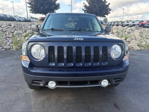Used 2016 Jeep Patriot High Altitude AWD/4WD image 2