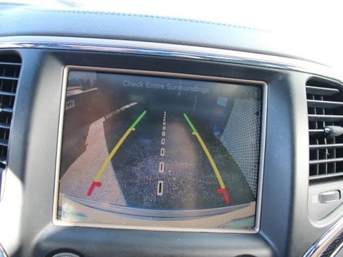 Used 2016 Jeep Grand Cherokee Summit w/ Skid Plate Group image 28