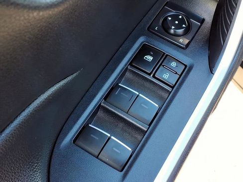 Used 2023 Toyota RAV4 XLE image 16