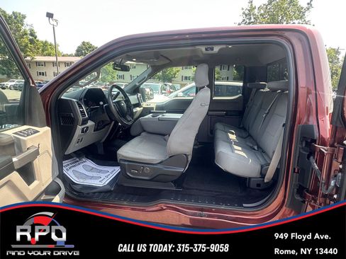 Used 2016 Ford F150 XLT w/ Equipment Group 302A Luxury AWD/4WD image 15