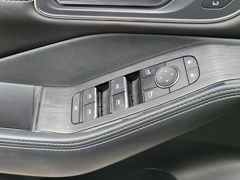 Used 2021 Nissan Rogue SL w/ Premium Package image 29