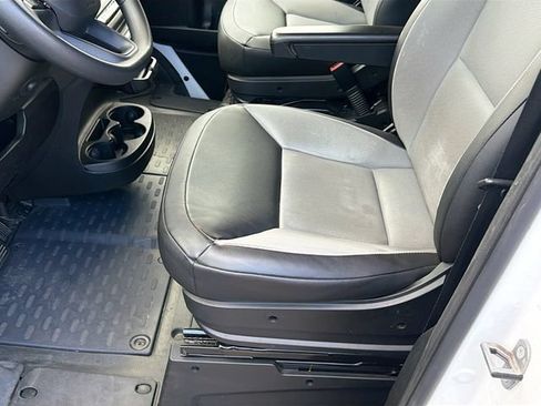 Used 2025 RAM ProMaster 3500 w/ Convenience Group FWD image 18