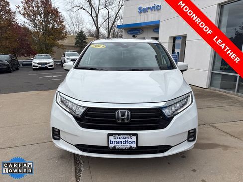 Used 2023 Honda Odyssey Elite image 2