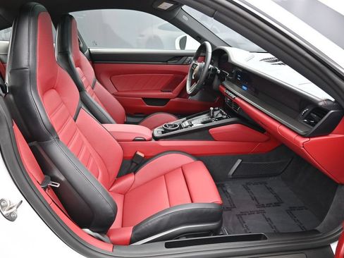 Certified 2026 Porsche 911 Carrera 4S AWD/4WD image 30