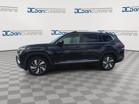 Used 2024 Volkswagen Atlas SEL AWD/4WD image 5