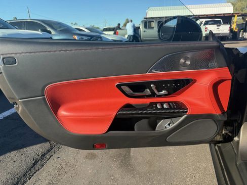 Used 2022 Mercedes-Benz SL 63 AMG 4MATIC image 26