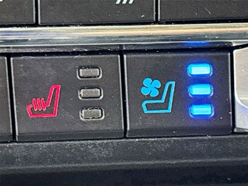 Used 2021 Ford F150 Lariat w/ Equipment Group 502A High image 21