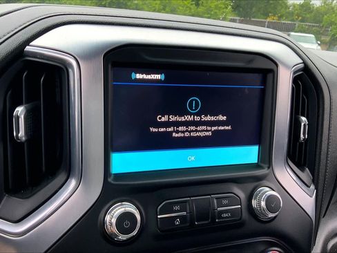 Used 2020 GMC Sierra 1500 SLT RWD image 31