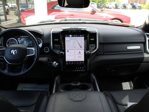 Used 2023 RAM 1500 Laramie AWD/4WD image 13