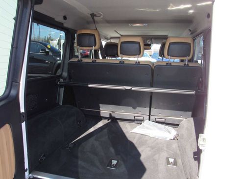 Used 2016 Mercedes-Benz G 550 image 19