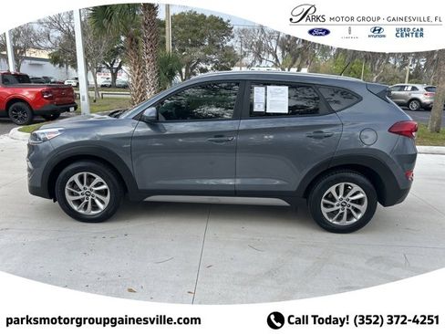 Used 2017 Hyundai Tucson SE image 7