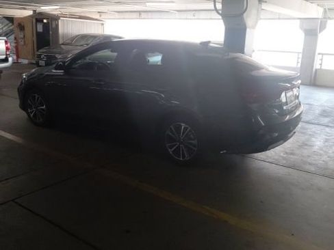 Certified 2024 Kia Forte LXS w/ LXS Technology Package FWD image 4