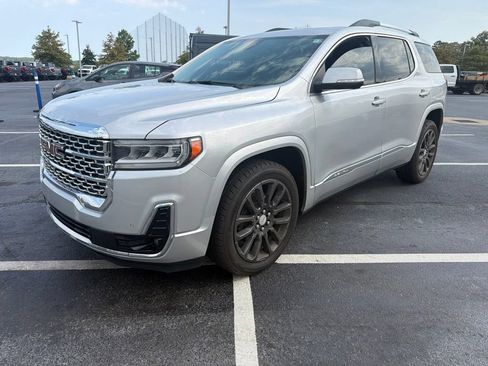 Used 2020 GMC Acadia Denali AWD/4WD image 3