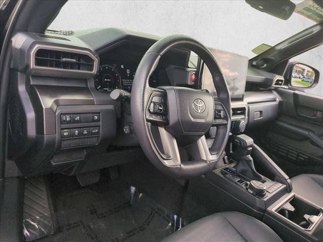 Used 2025 Toyota 4Runner TRD Off-Road Premium AWD/4WD image 10