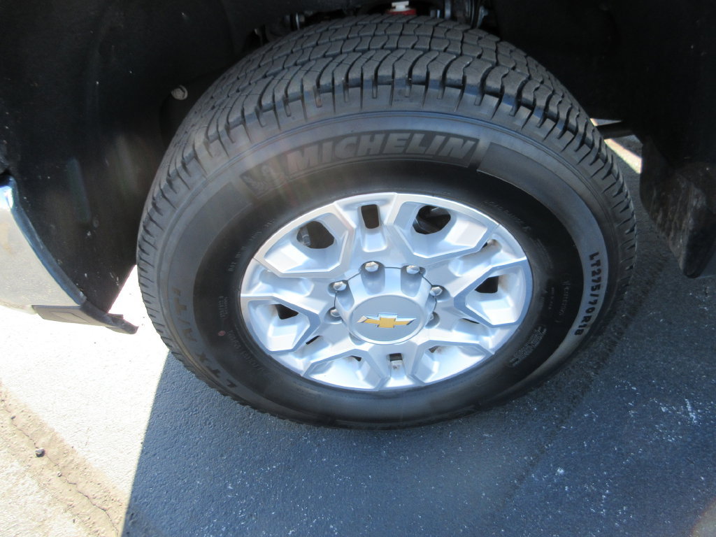 Certified 2025 Chevrolet Silverado 2500 LT w/ All Star Edition AWD/4WD image 16
