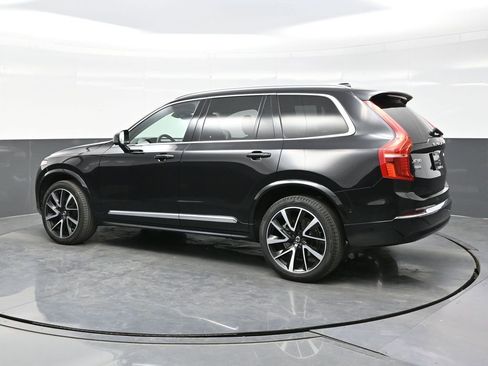 Used 2023 Volvo XC90 B6 Plus AWD/4WD image 4