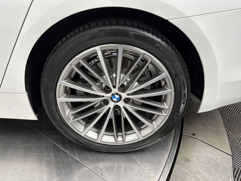 Used 2020 BMW 530e xDrive AWD/4WD image 27
